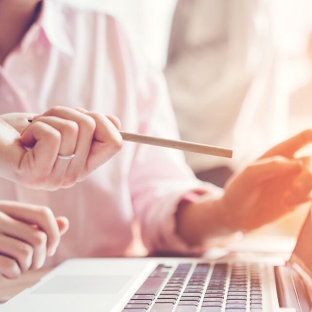 💼 Sisseostetavad IT-teenused pakuvad ettevõtetele mitmeid eeliseid. Need hõlmavad ekspertteadmisi, raha säästmist, mastaabisäästu ja paindlikkust. Koostöö meiega tagab terviklikud IT-lahendused, mis aitavad teil oma äri edendada! Vaata visioline.ee